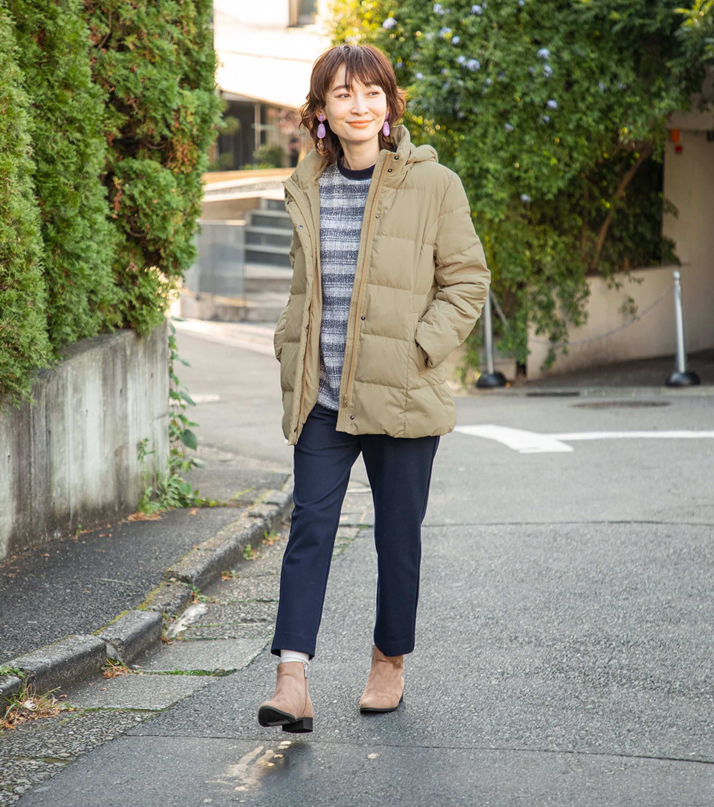 着まわしやすいショート丈ダウンがこの冬の定番